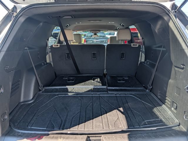 Used 2023 Chevrolet Traverse LS w/ LPO, Floor Liner Package AWD/4WD image 16