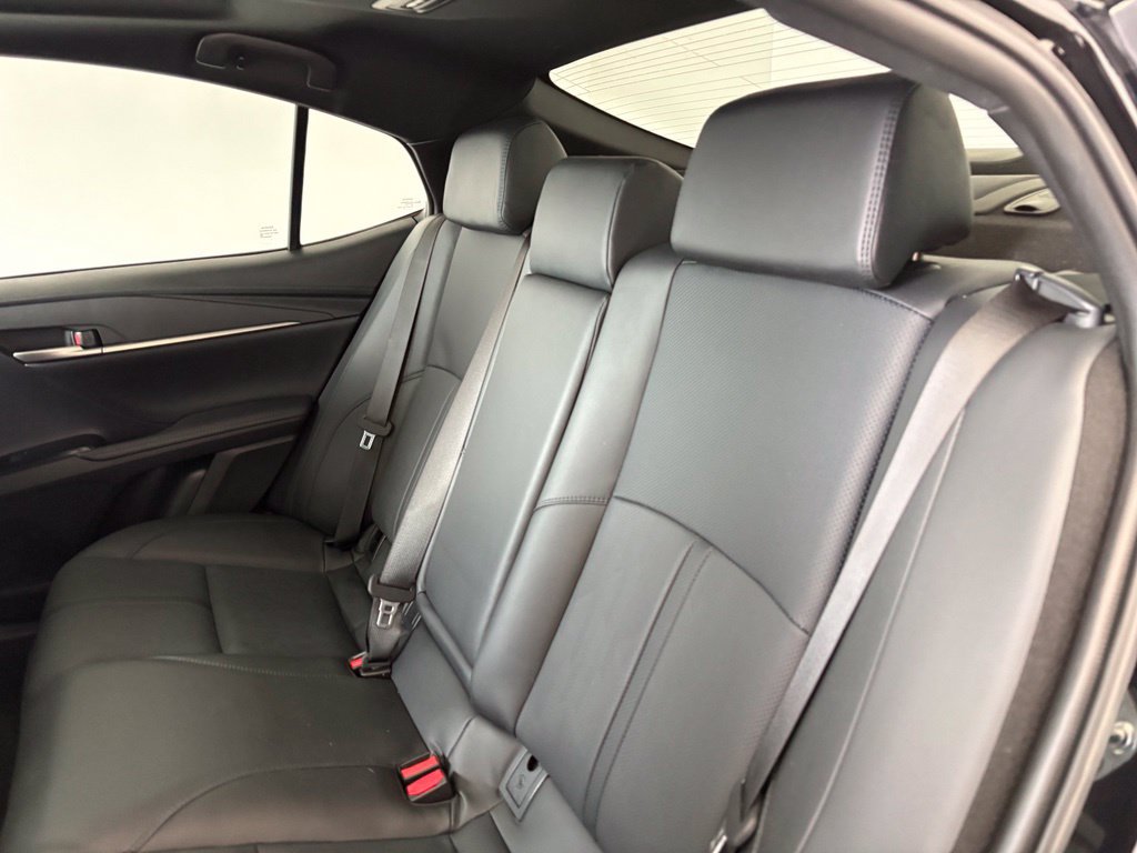 Used 2025 Toyota Camry XSE w/ Premium Plus Package FWD image 34