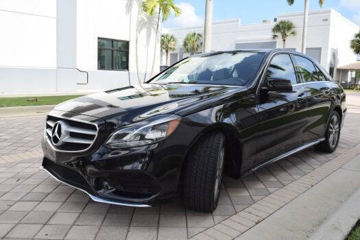 Used 2014 Mercedes-Benz E 250 BlueTEC Sedan image 2