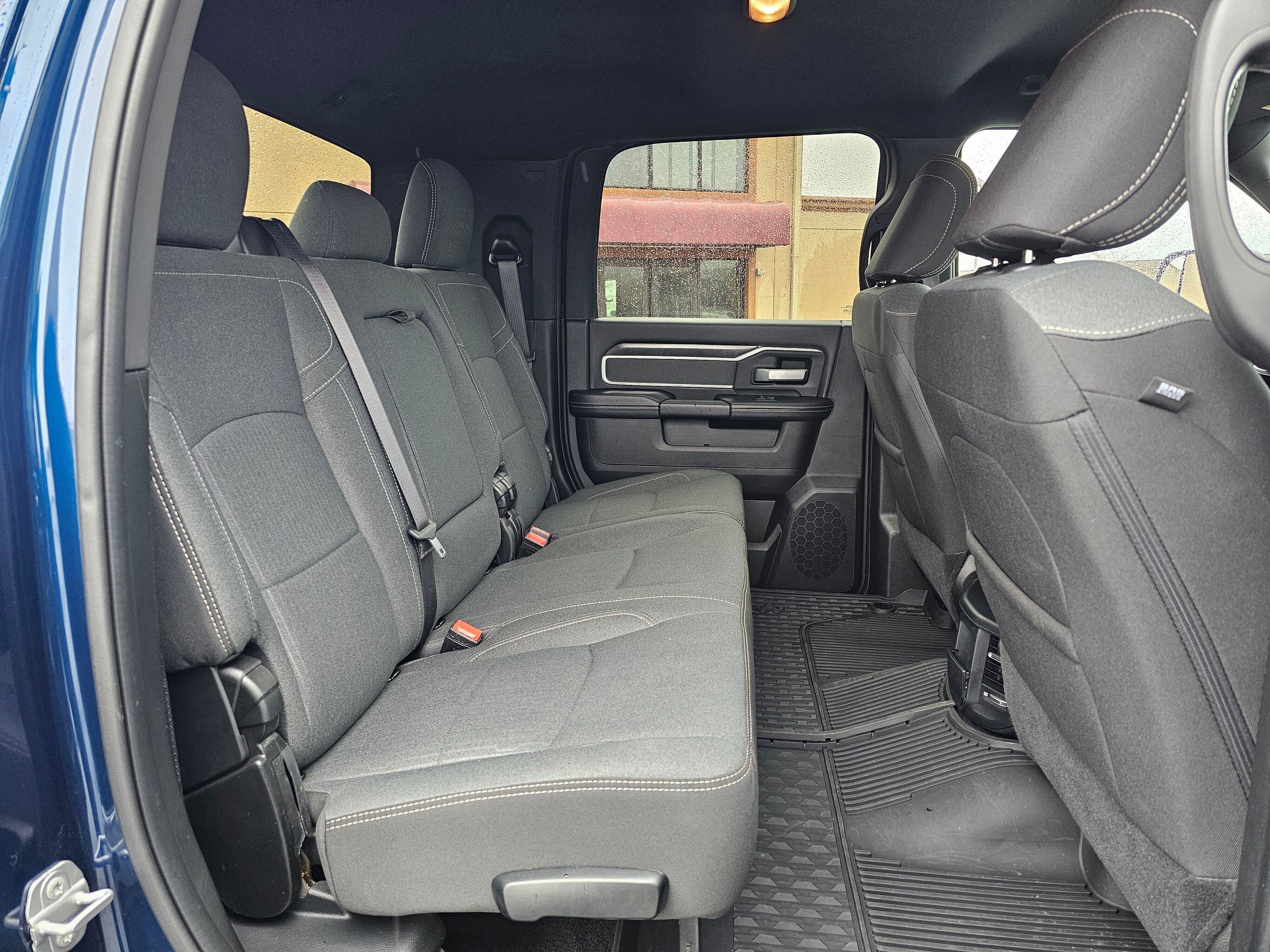 Used 2022 RAM 3500 Big Horn w/ Night Edition AWD/4WD image 14