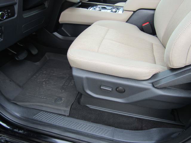 Certified 2024 Ford Expedition XLT AWD/4WD image 17
