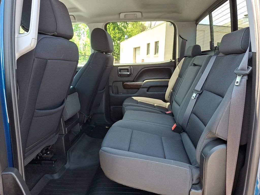 Used 2017 GMC Sierra 1500 SLE w/ SLE Value Package AWD/4WD image 10