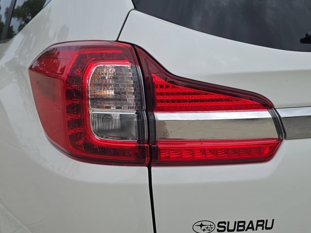 Certified 2022 Subaru Ascent Touring AWD/4WD image 7
