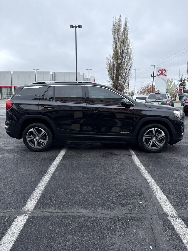 Used 2021 GMC Terrain SLT AWD/4WD image 5