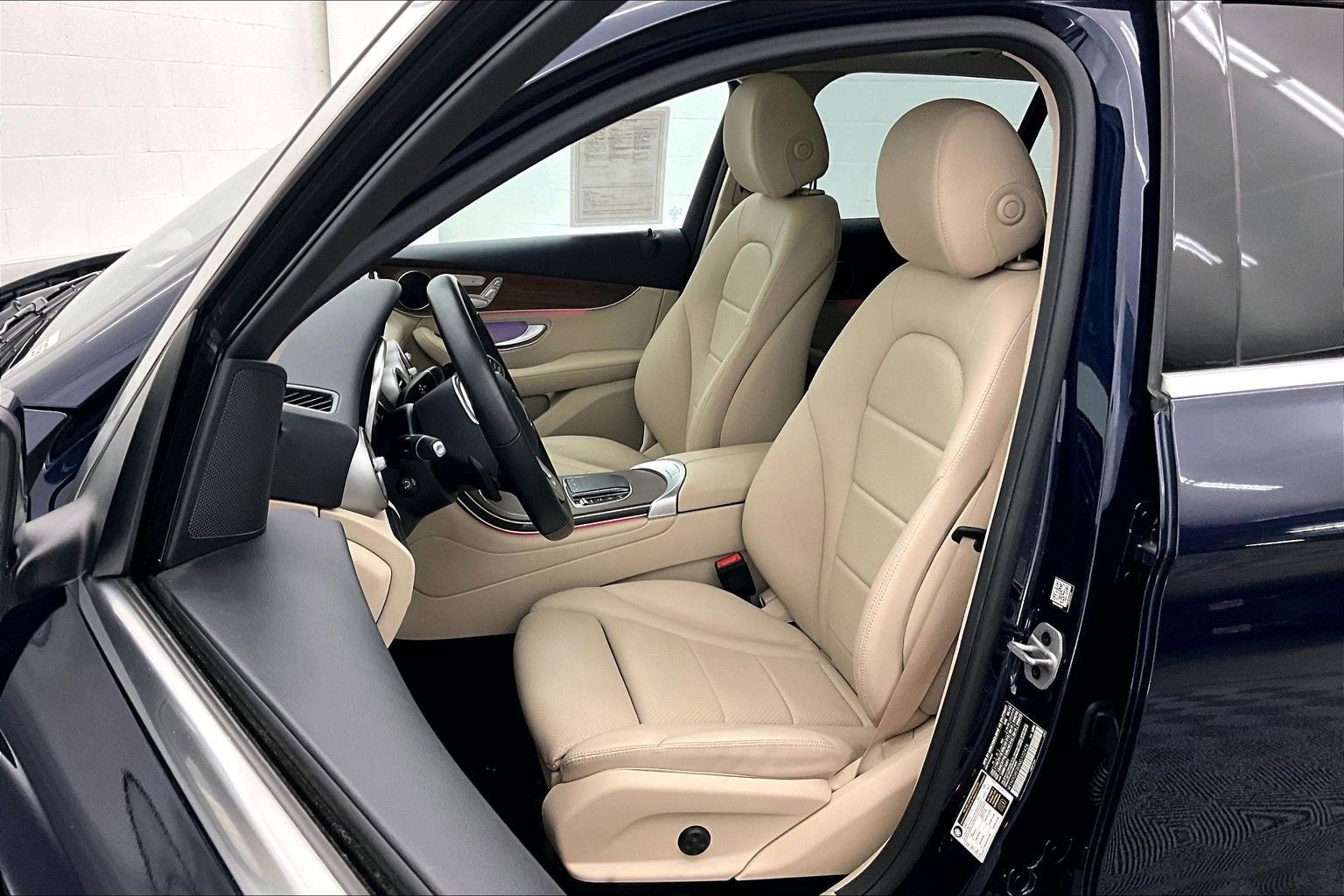 Certified 2022 Mercedes-Benz GLC 300 4MATIC image 16