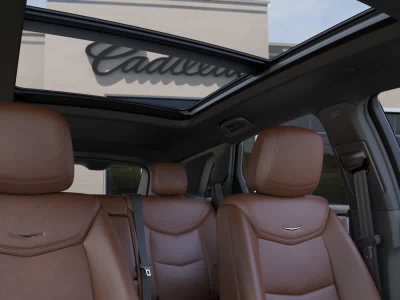 New 2026 Cadillac XT5 Sportv w/ LPO, Bronce Accent Package AWD/4WD image 24