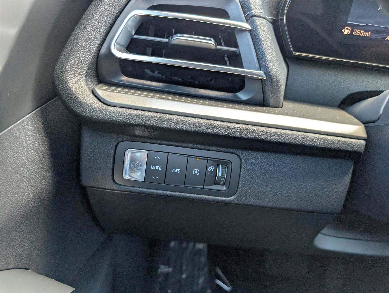 New 2026 Chevrolet Traverse LT AWD/4WD image 19