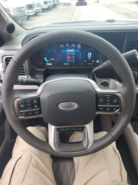 New 2026 Ford F450 Platinum image 41