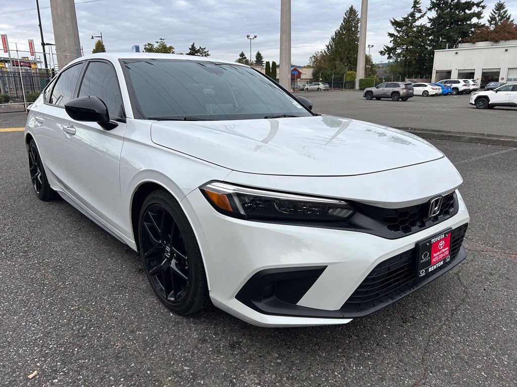 Used 2023 Honda Civic Sport image 3