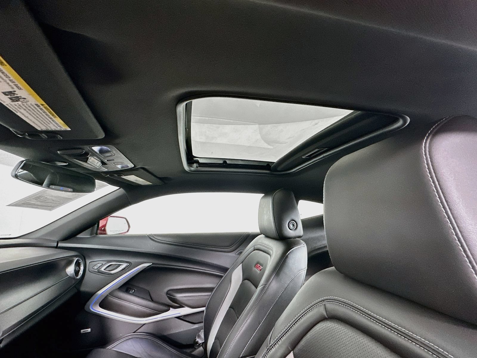 Used 2016 Chevrolet Camaro SS RWD image 24