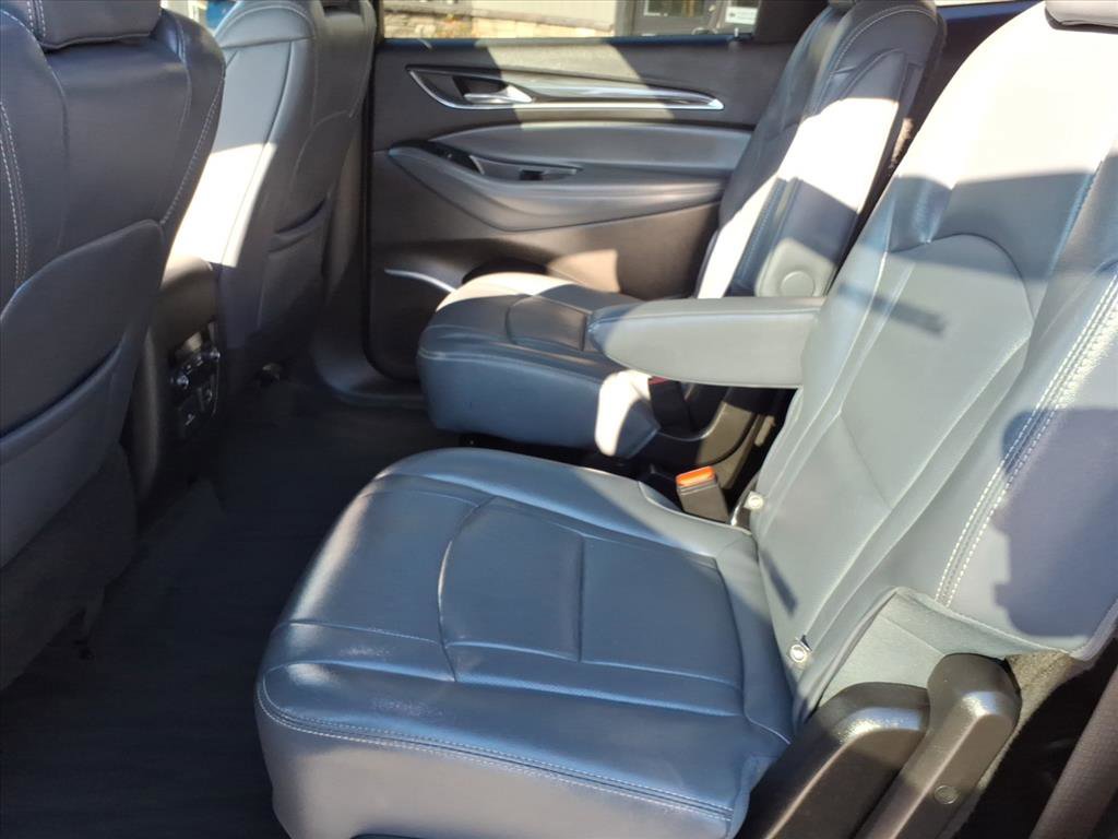Used 2021 Buick Enclave Essence w/ Sound and Sites Package image 10