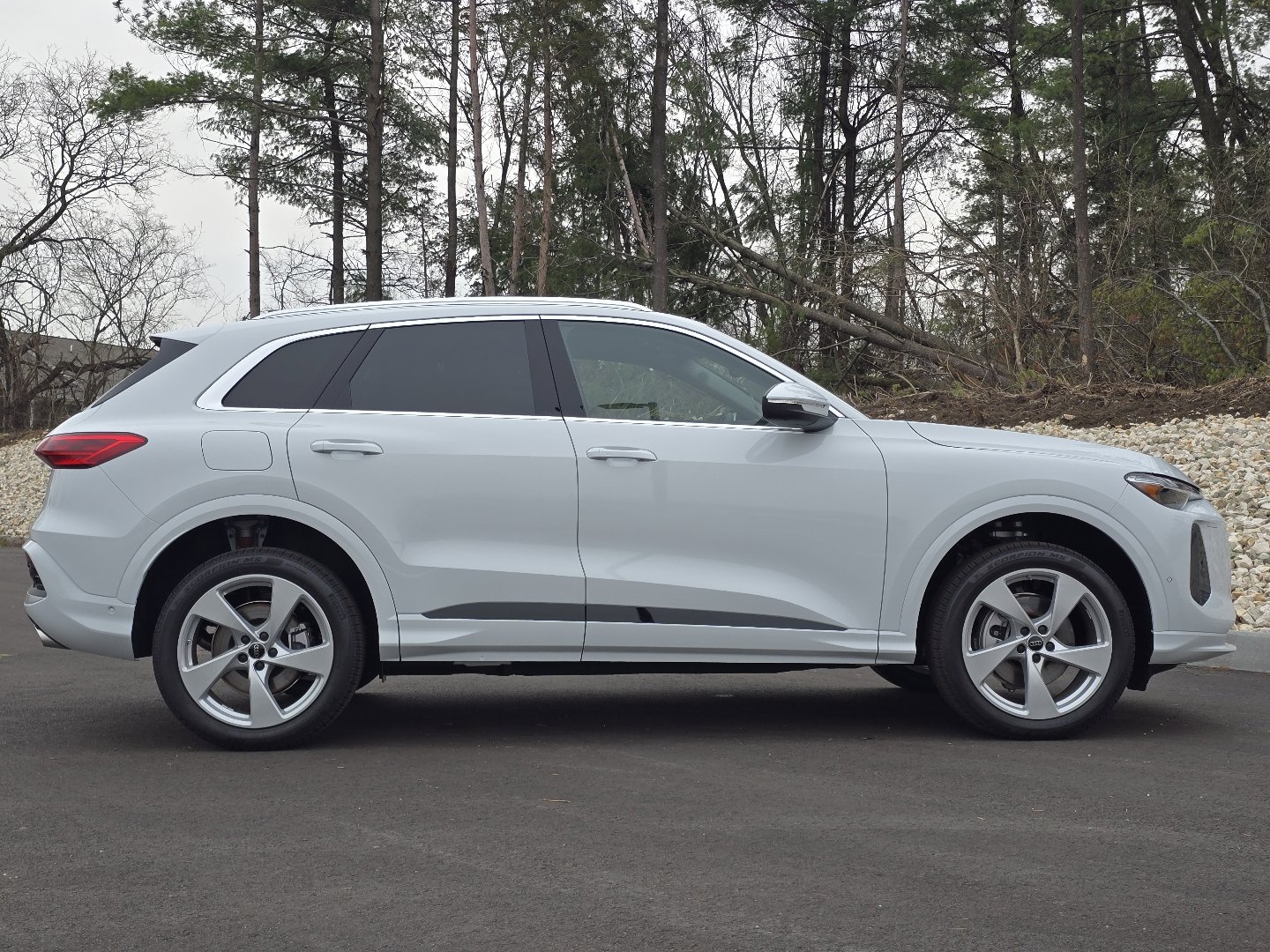 New 2026 Audi Q5 Premium Plus image 24