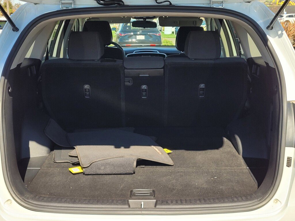 Used 2016 Kia Sorento LX image 10