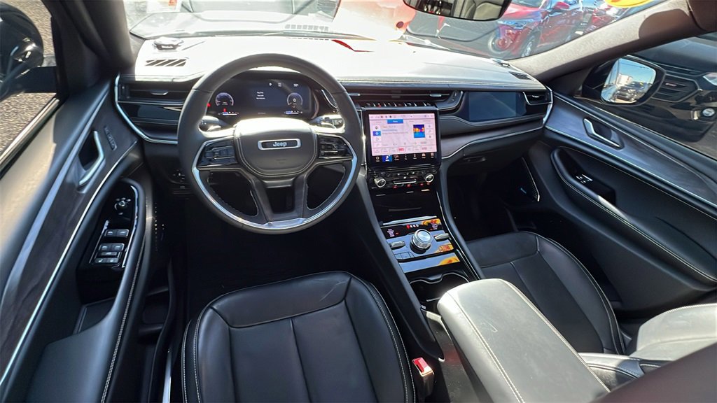 Used 2023 Jeep Grand Cherokee L Overland image 25