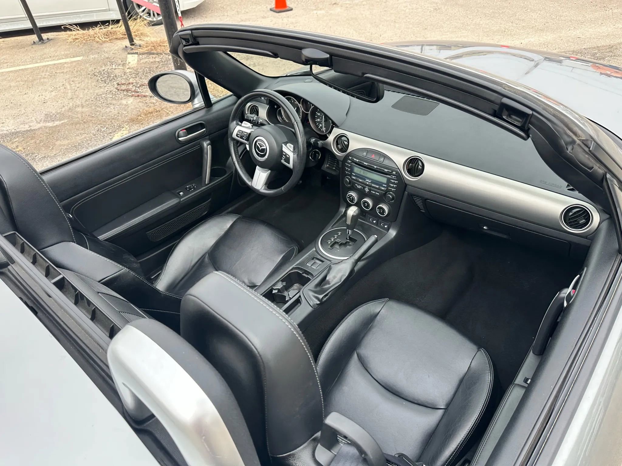Used 2012 MAZDA MX-5 Miata Grand Touring w/ Premium Pkg image 19