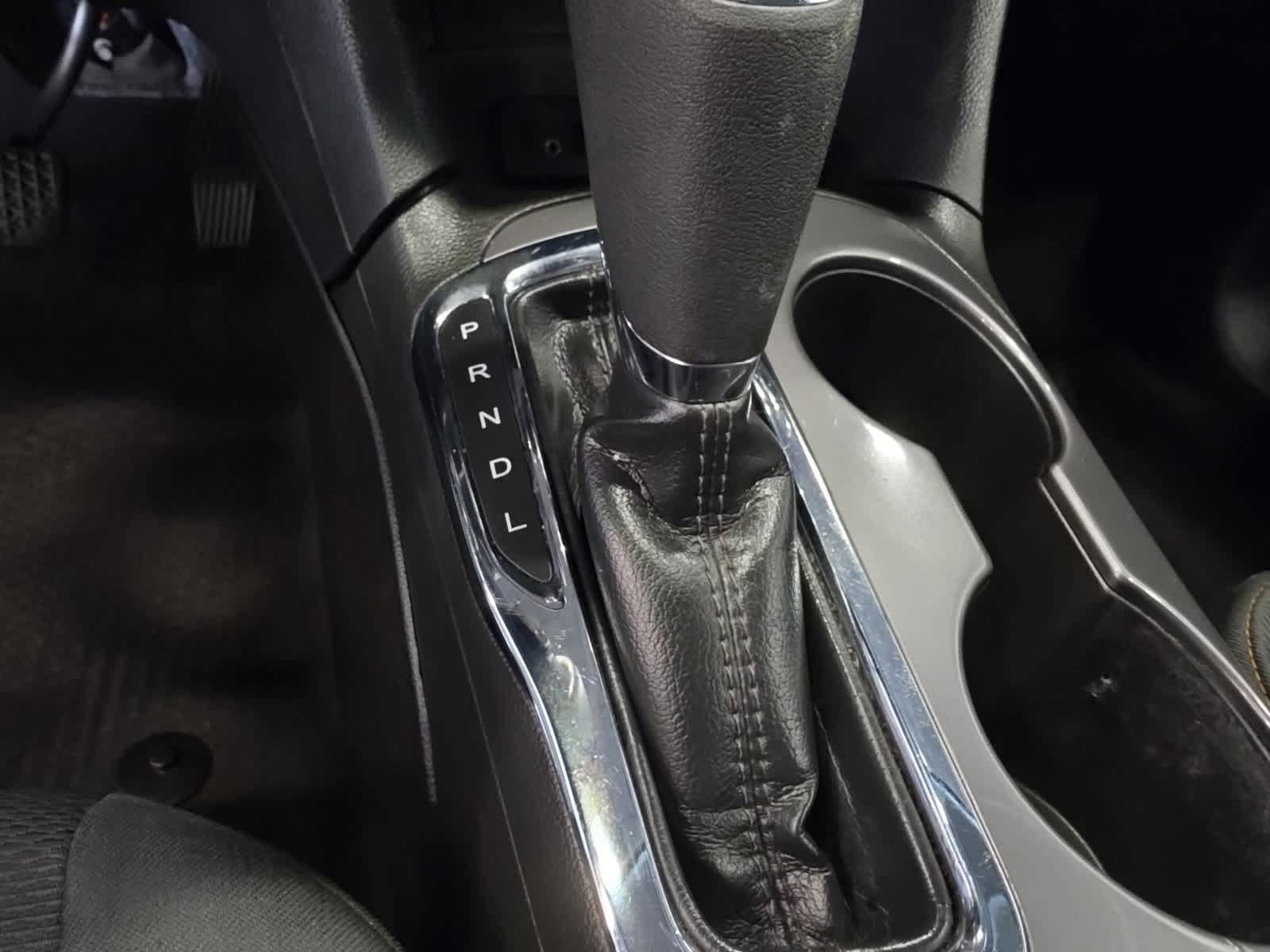 Used 2019 Chevrolet Cruze LS w/ LS Convenience Package FWD image 27