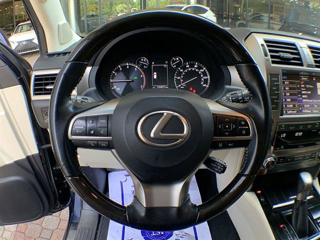 Used 2020 Lexus GX 460 Premium w/ Premium Package AWD/4WD image 14