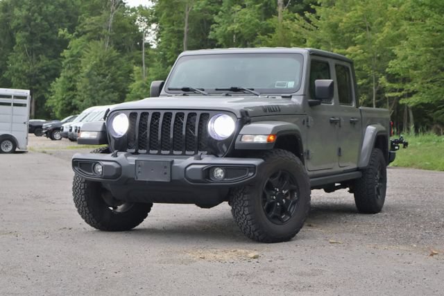 Used 2023 Jeep Gladiator Sport AWD/4WD image 2