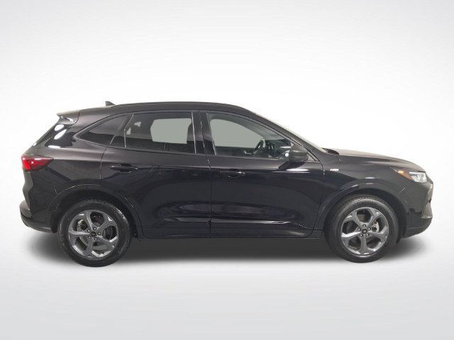 Used 2023 Ford Escape ST-Line w/ Tech Pack #1 AWD/4WD image 35