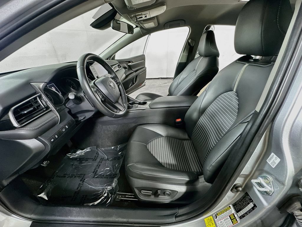 Used 2024 Toyota Camry SE FWD image 17