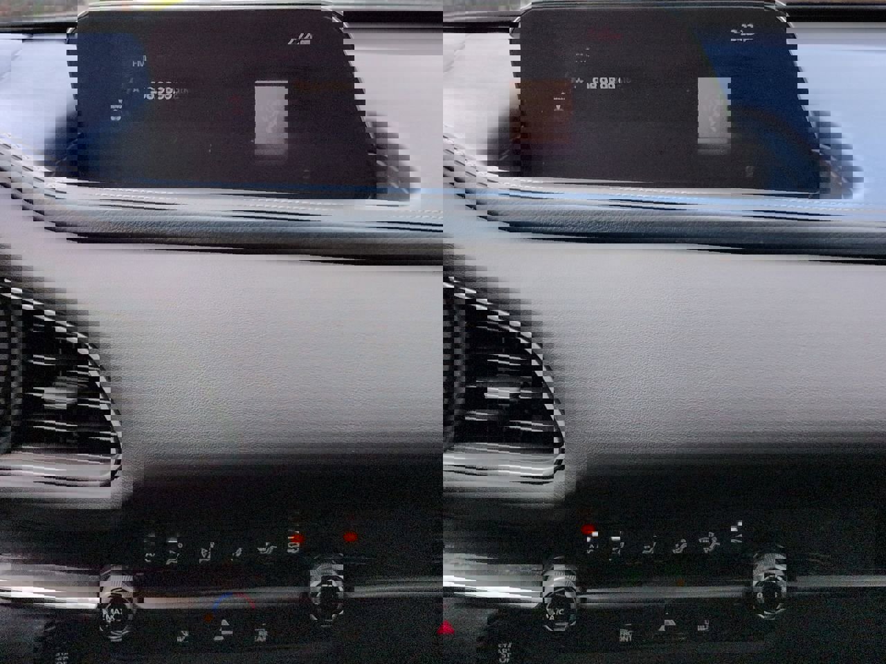 Used 2020 MAZDA CX-30 FWD image 18