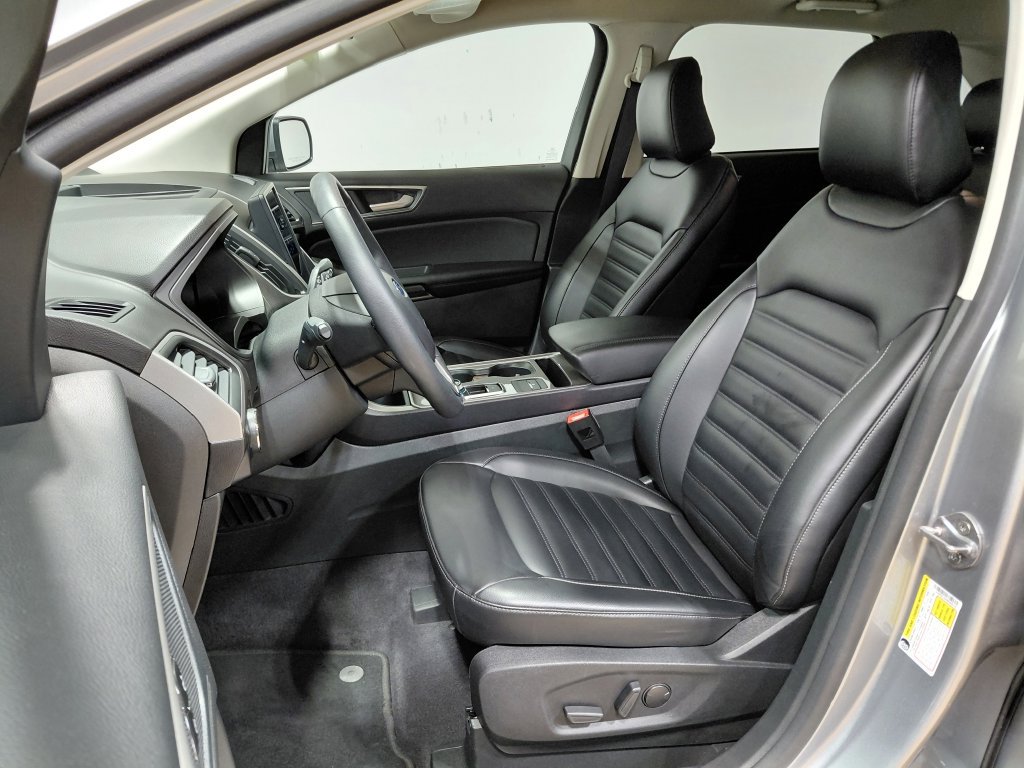 Certified 2024 Ford Edge SEL w/ Convenience Package AWD/4WD image 5