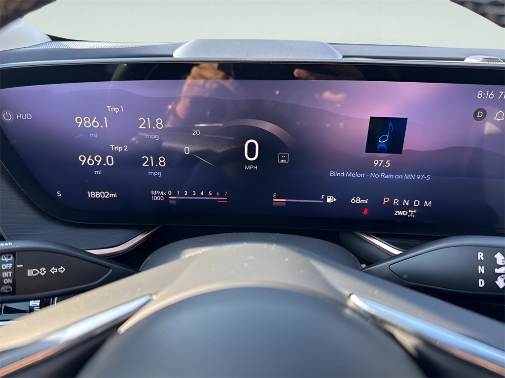 Used 2024 Buick Envision Sport Touring image 25