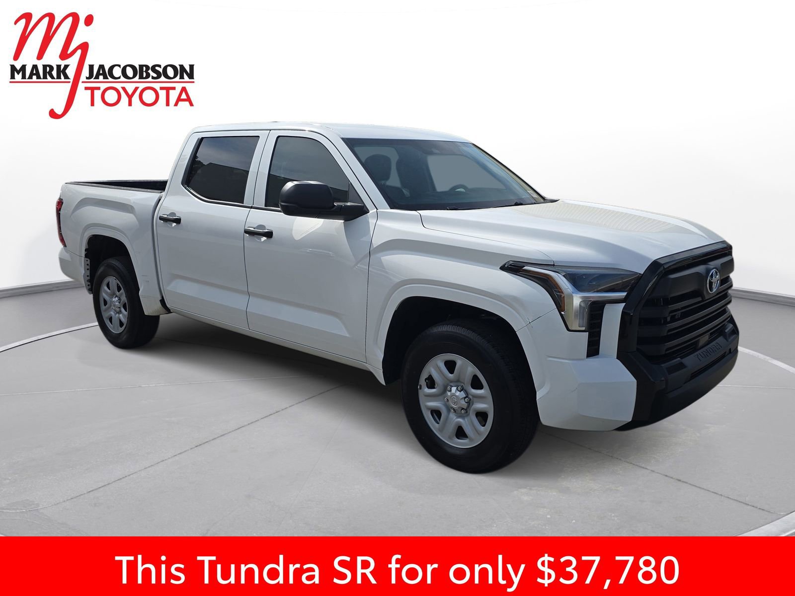 Used 2025 Toyota Tundra SR w/ SR Tow Package image 5