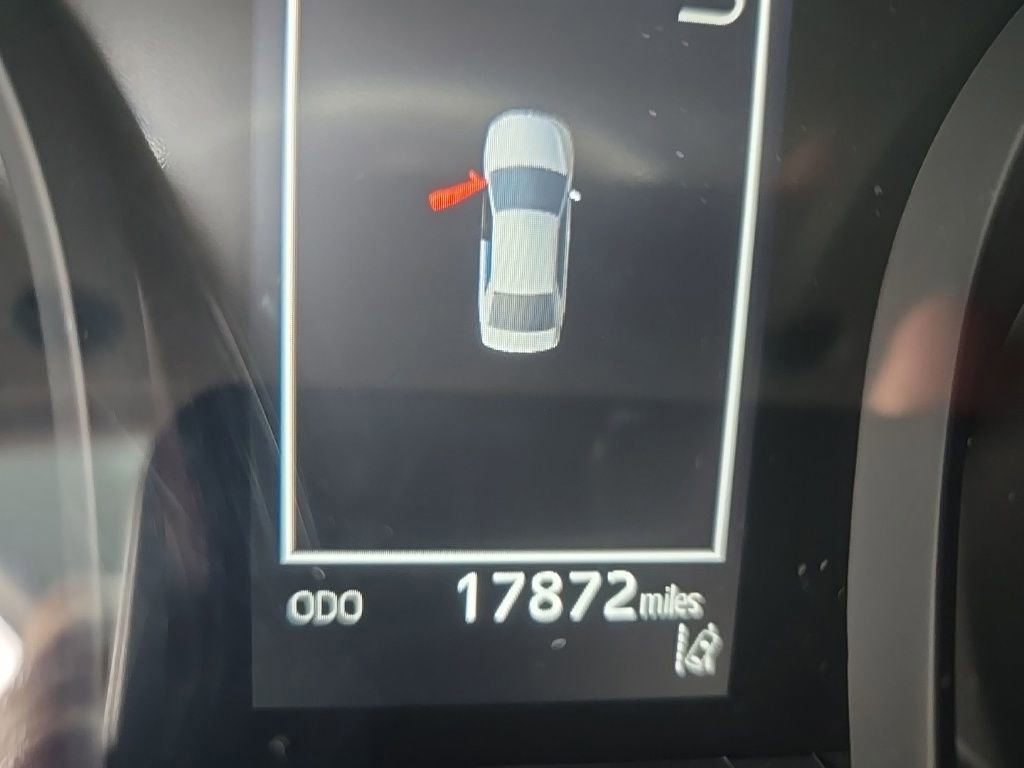 Used 2023 Toyota Camry LE image 14