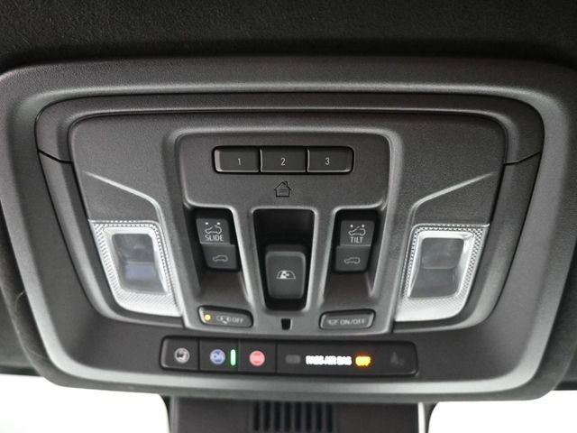Used 2023 GMC Sierra 1500 Denali Ultimate image 30