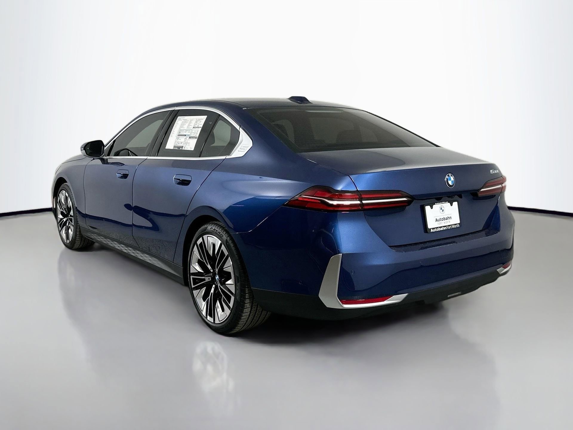 Used 2025 BMW 530i image 7