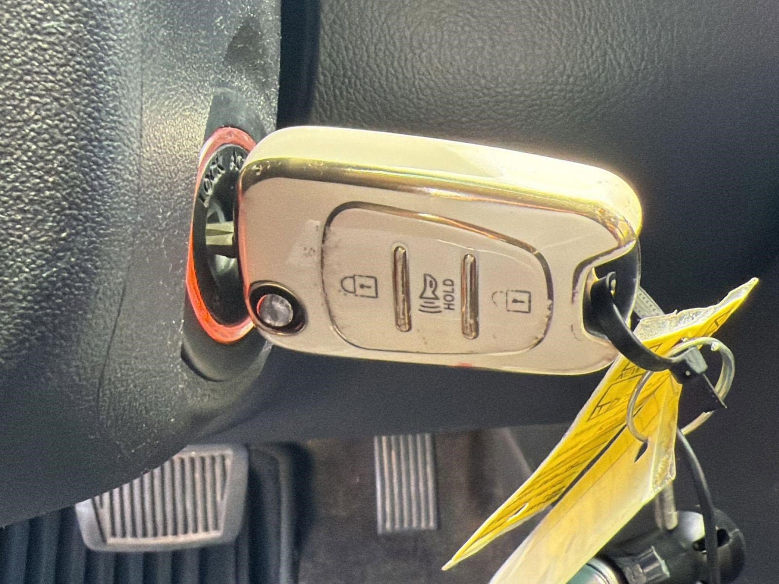 Used 2013 Kia Soul + FWD image 27