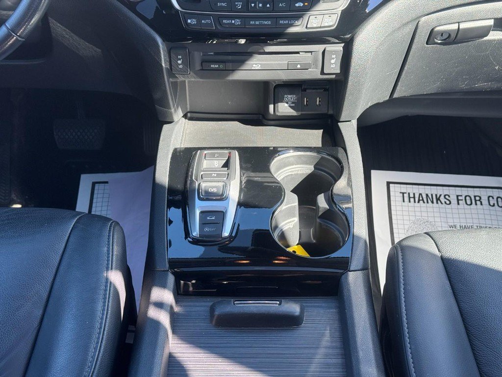 Used 2016 Honda Pilot Touring image 22