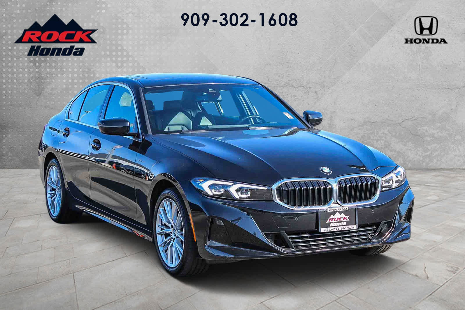 Used 2024 BMW 330i Sedan image 3