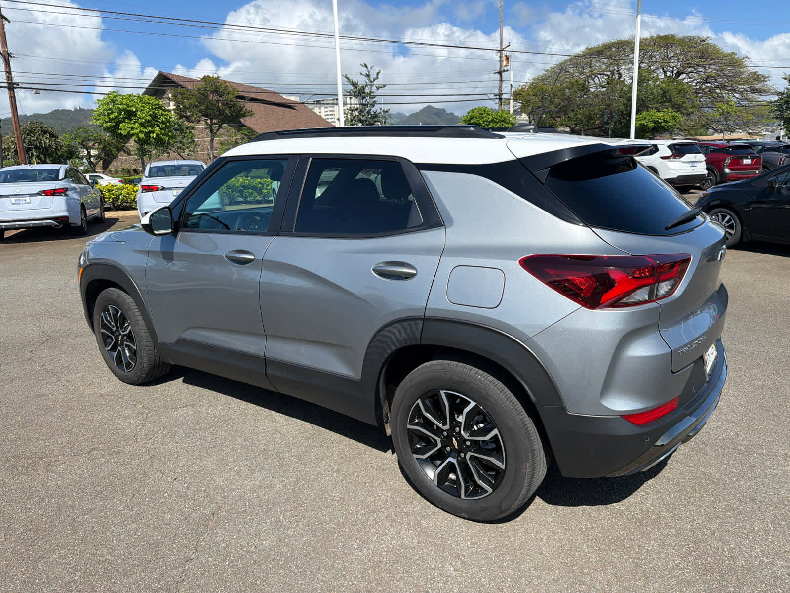 Used 2023 Chevrolet TrailBlazer ACTIV w/ Sun and Liftgate Package image 4