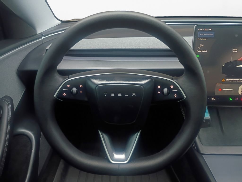 Used 2025 Tesla Model 3 image 21
