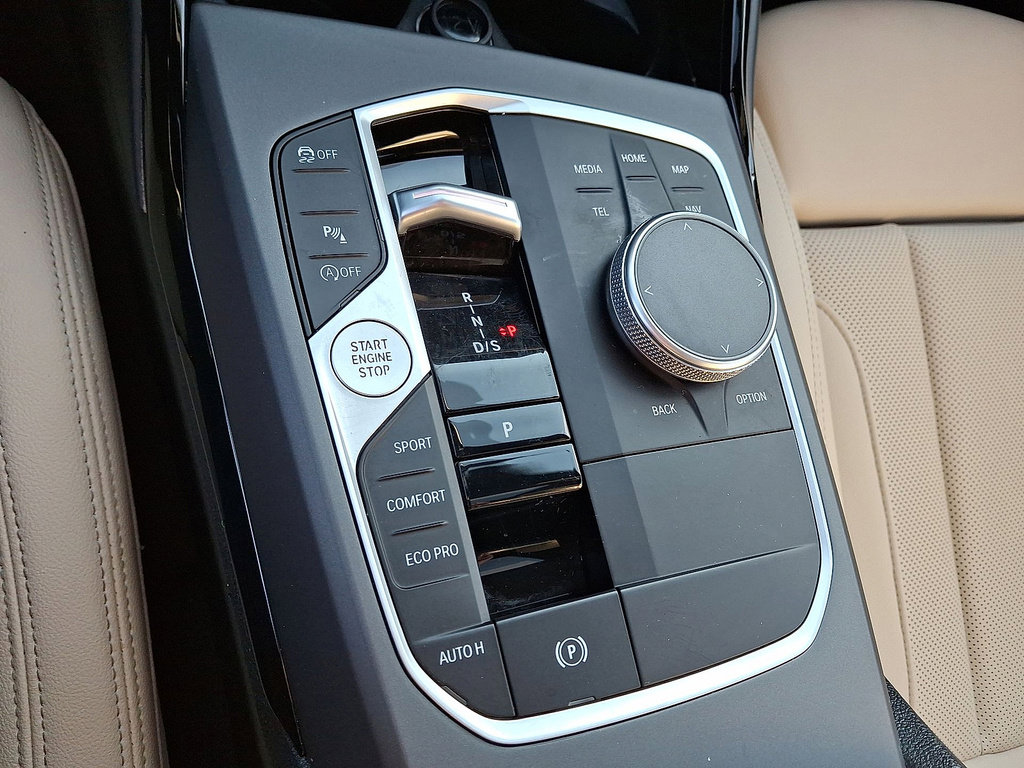 Used 2024 BMW 230i xDrive Coupe w/ Convenience Package image 15