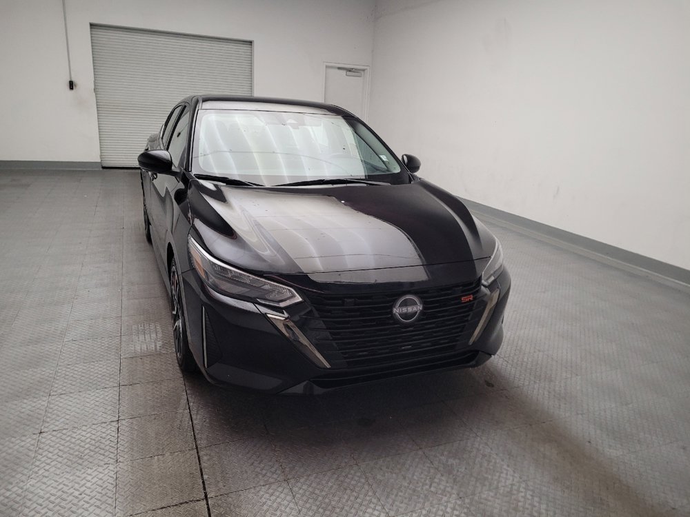 Used 2025 Nissan Sentra SR FWD image 14