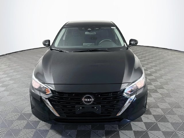 Used 2025 Nissan Sentra S FWD image 2