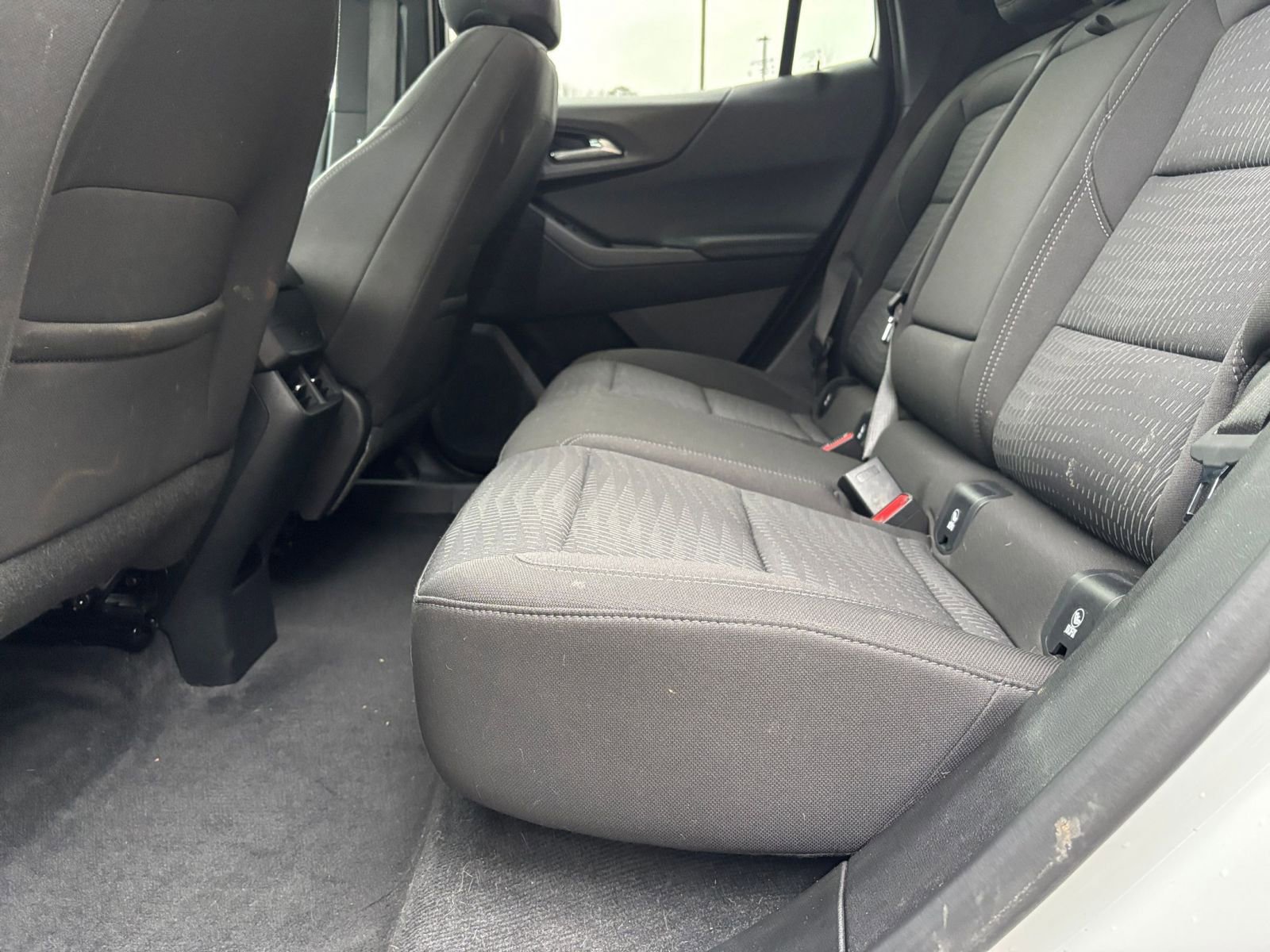 Used 2025 Chevrolet Equinox LT image 25