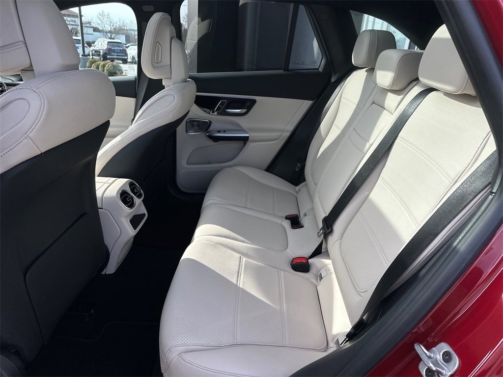 Certified 2025 Mercedes-Benz GLC 300 GLC 300 image 28
