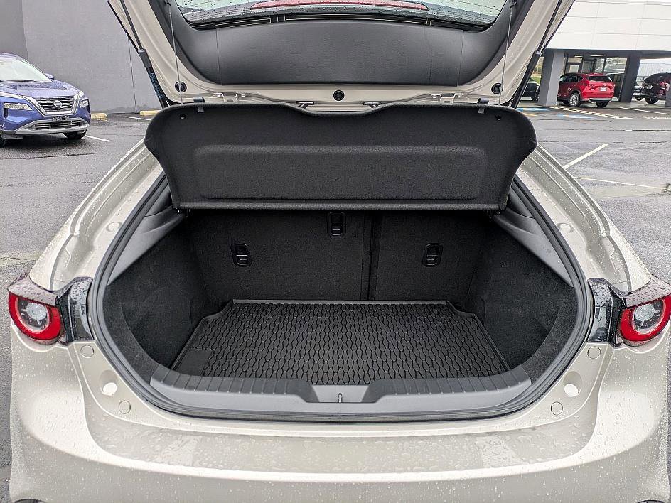 New 2026 MAZDA MAZDA3 s image 28