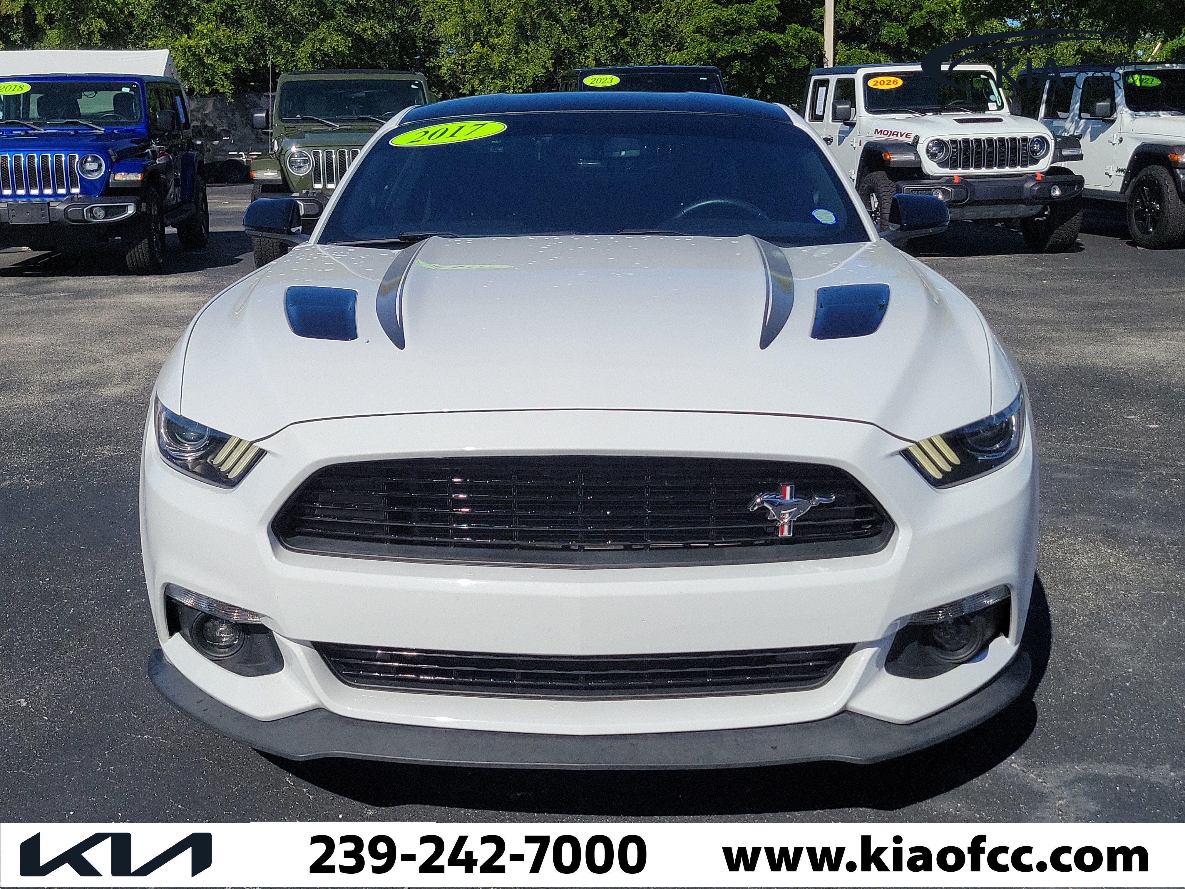Used 2017 Ford Mustang GT Premium RWD image 2