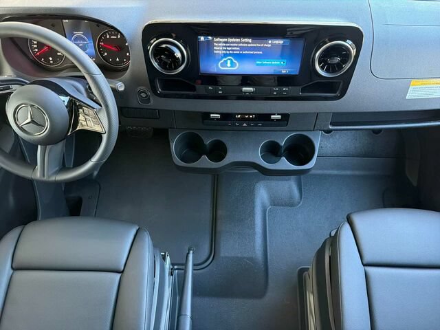 New 2026 Mercedes-Benz Sprinter 2500 image 12