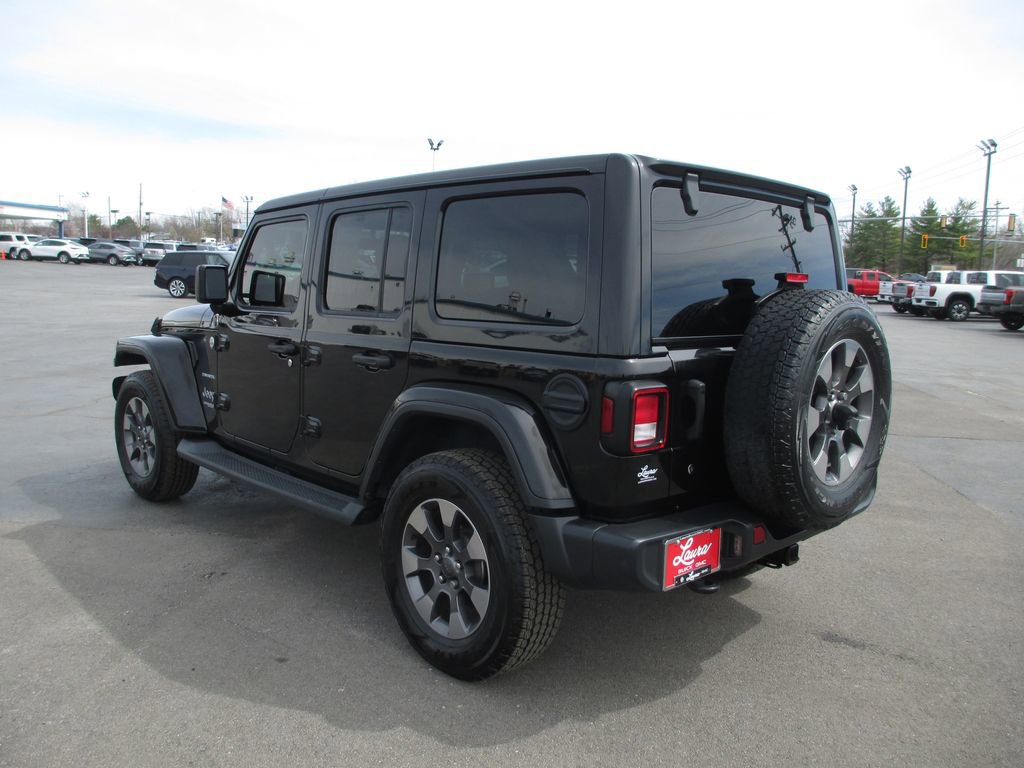 Used 2018 Jeep Wrangler Unlimited Sahara w/ Cold Weather Group image 6