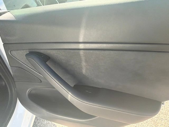 Used 2020 Tesla Model 3 Long Range AWD/4WD image 11