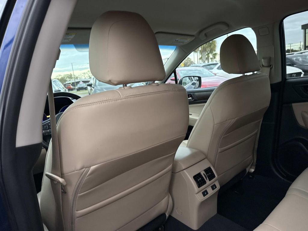 Used 2016 Subaru Outback 3.6R Limited image 13