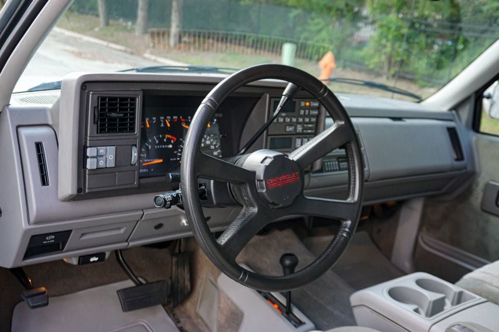 Used 1992 Chevrolet Silverado 1500 4x4 Regular Cab image 41