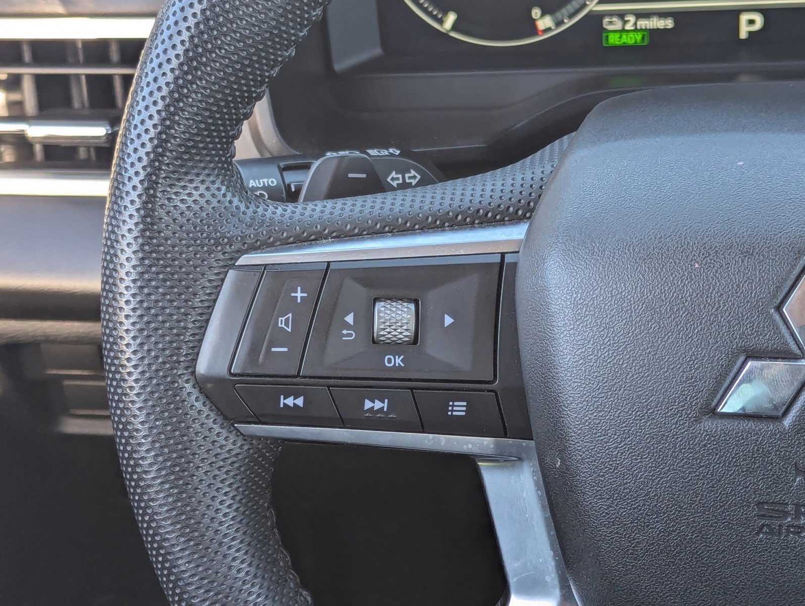 Used 2023 Mitsubishi Outlander SEL image 23