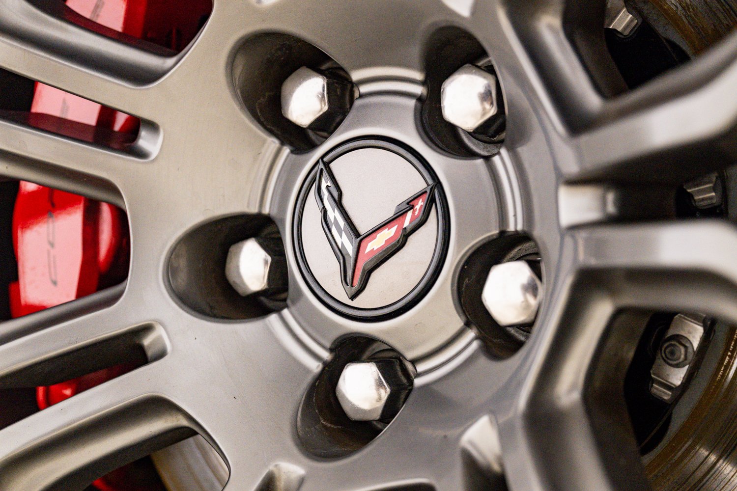 Used 2024 Chevrolet Corvette Z06 RWD image 16